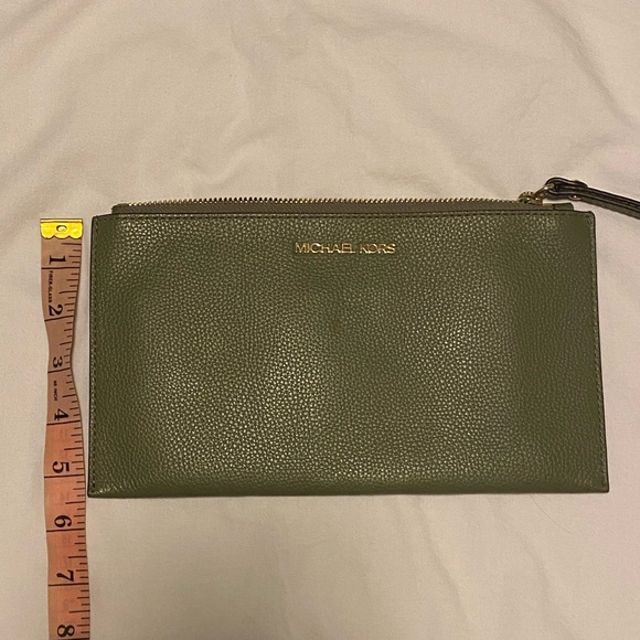 Michael Kors Wristlet - Gently Used - Picture 5 of 6